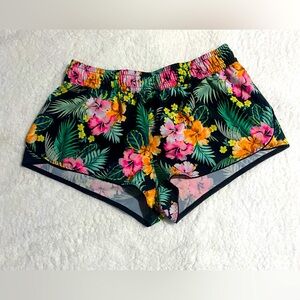 George Beach Shorts | MEDIUM | EUC